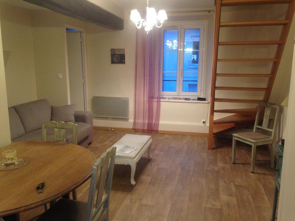 Kasaloc Apartment Maintenon Exterior photo